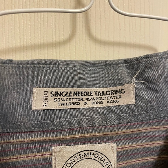 Van Heusen men’s long sleeve dress shirt—16 1/2 32-33 - Picture 5 of 10